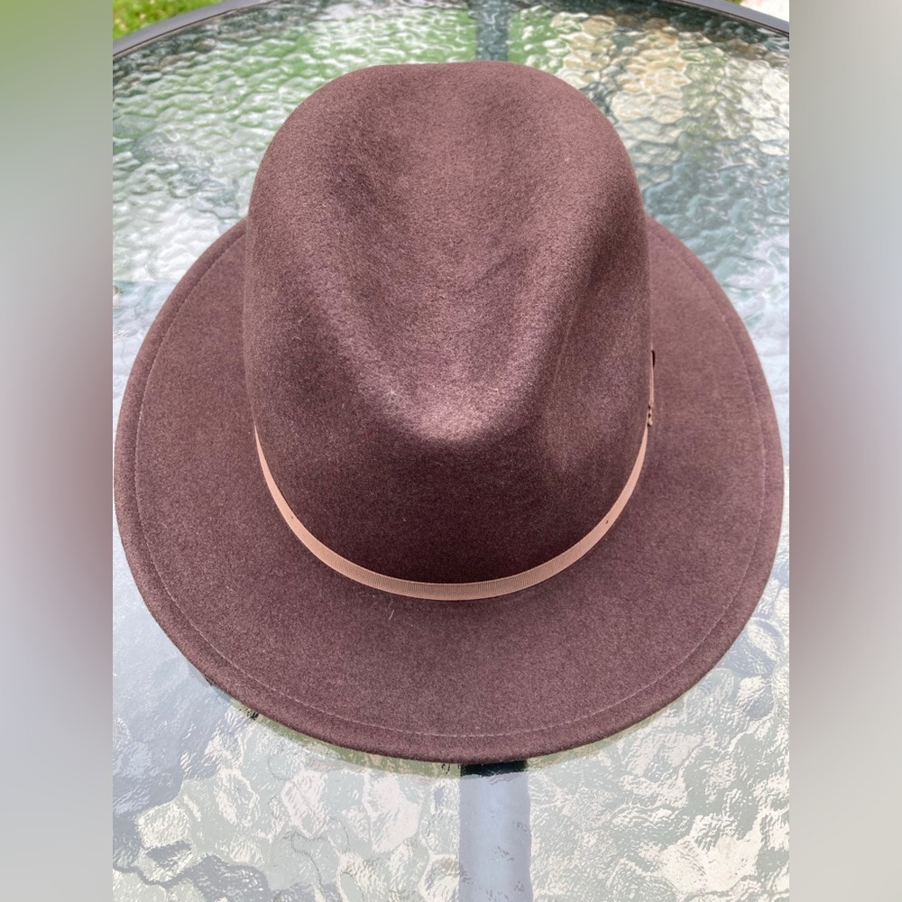 Vintage Country Gentleman Wilton Brown Wool Hat
Wide Brim USA Fedora